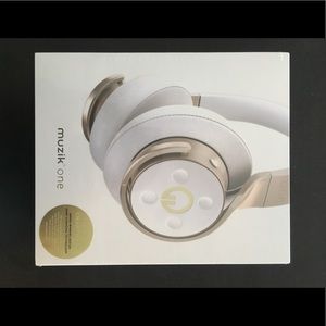Muzik One brand new wireless headphones